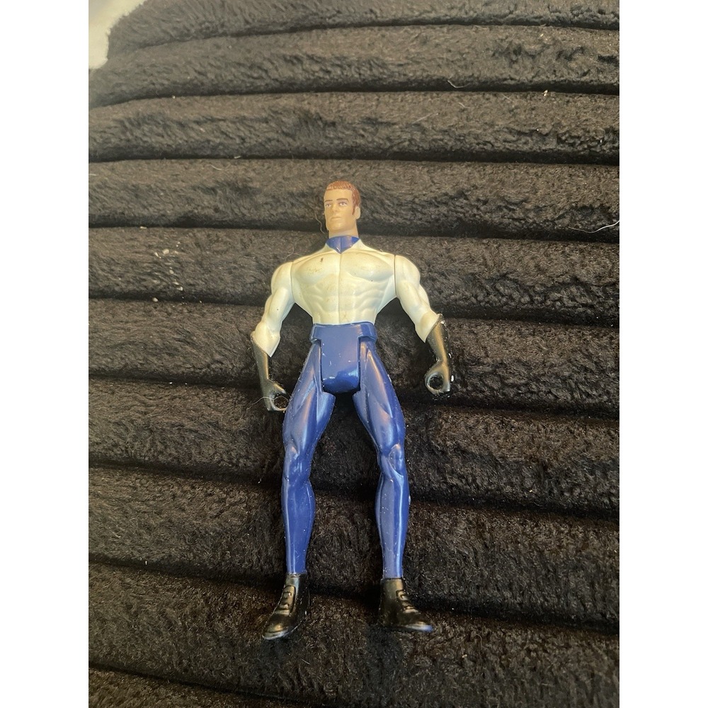 1997 Kenner DC Comics Batman and Robin Razor Skate Robin 5" Action Figure